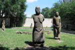 Спадщина прадавнього народу: яку таємницю приховують унікальні кам'яні баби Дніпра