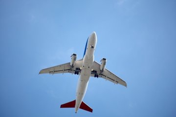 Жителів Бучі налякав інцидент з літаком