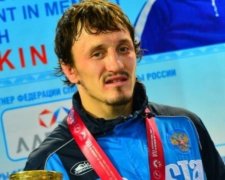 У Росії борець і депутат відправили тренера в інший світ, але він повернувся
