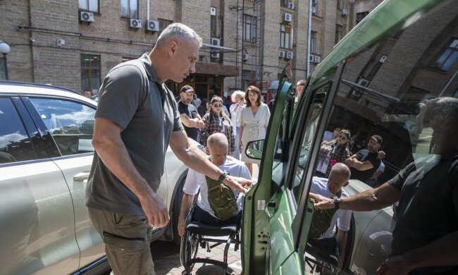 Компенсация ветеранам за авто в Киеве