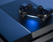 Sony PlayStation 4