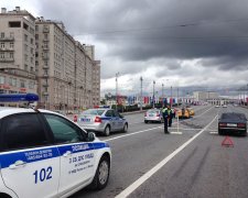 Водій на повній швидкості зніс зупинку з людьми: врятувати вдалося не всіх