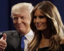 Принцессы и рядом не стояли: Мелания Трамп в роскошном наряде затмила всех