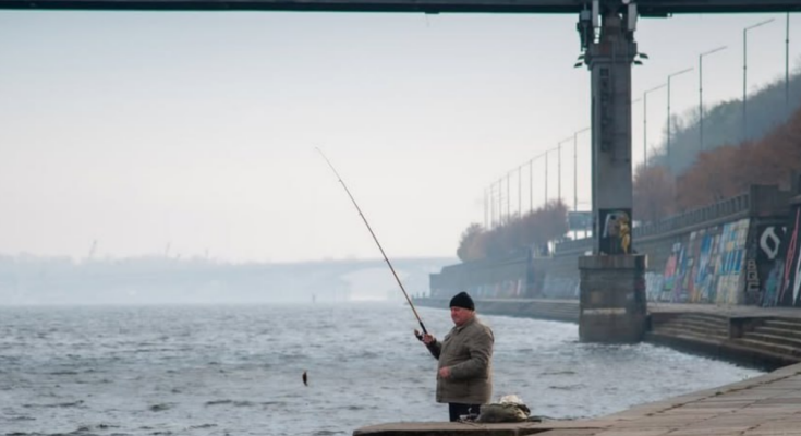 Українці, риболовля, фото із соцмереж