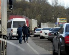 Біометричний контроль: росіяни влаштували істерику на кордоні