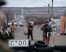 Блокада Донбасу: почалися перші затримання