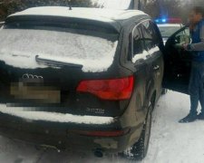 Львовские мажоры с битами на люксовом Audi  заблокировали маршрутку с людьми