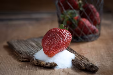 Вчені назвали продукти, що прискорюють старіння - як не перетворитися на пенсіонерку