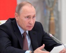 Церковна щокаста миша: Путін розповів про свої доходи