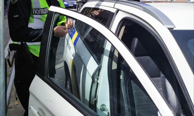 В Киеве схватили банду охотников за чужими кошельками - воруют, не моргнув глазом