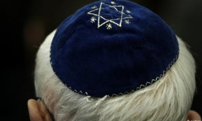 Житомирский раввин умер после жестокого избиения