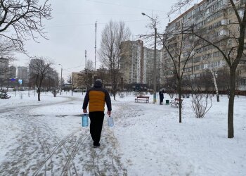Зима сніг. фото: Знай.ua