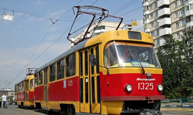У Дніпрі зміниться рух громадського транспорту: хто ризикує запізнитися на роботу в годину пік