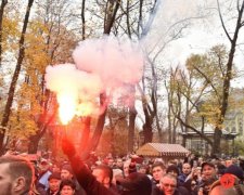 Стерненко и его психически нездоровая команда. Голый Резун и "слава Украине": відео 18+