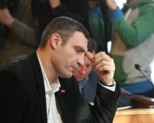 Кличка звинувачують у держзраді: суд зобов'язав НАБУ відкрити справу проти мера Києва