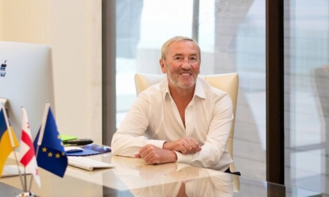 Черновецький звинуватив "плюси" в здирництві