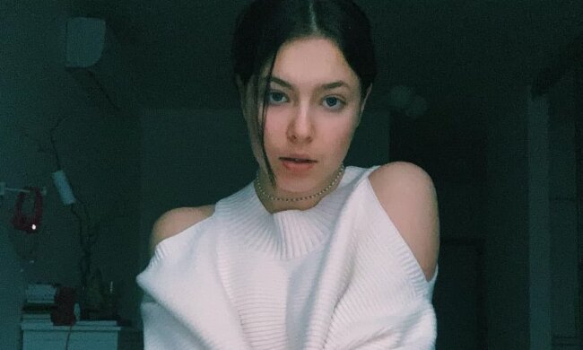 Дочь Кравец из "Квартал 95" полезла под землю с подругой и нарушила закон