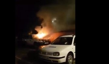 Автомобіль ОБСЄ спалили в Івано-Франківську (відео)