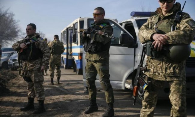 Обмін заручниками: в мережі показали перші кадри