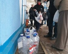 Запоріжжя відріжуть від води, терміново робіть запаси: список "сухих" адрес