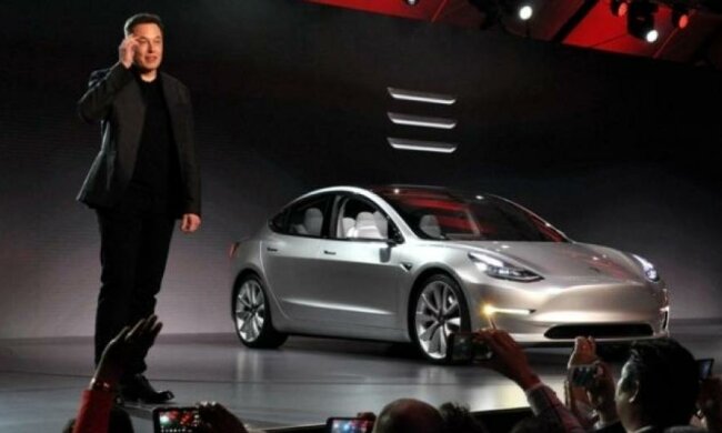 Tesla зазнала масштабних збитків