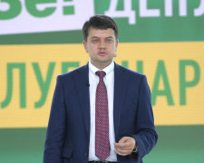 "Слуга народа" не будет сотрудничать со старой системой: что придумал Разумков