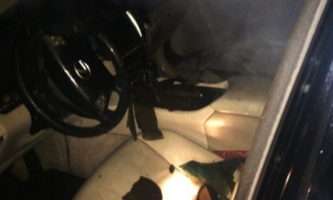 У Чернівцях згоріла автівка депутата