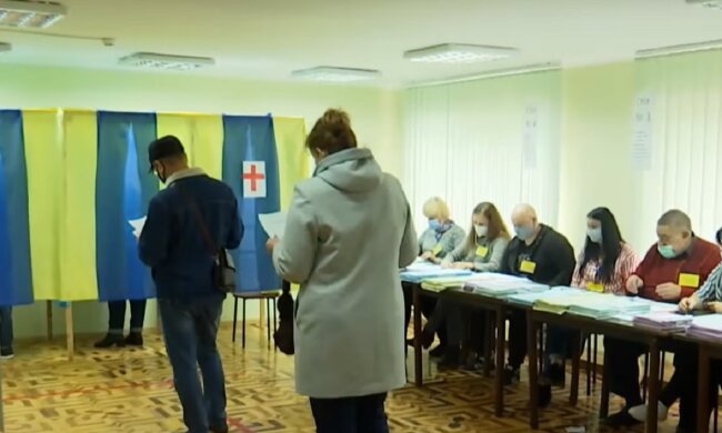 Вибори в Івано-Франківську, кадр з репортажу ТСН, зображення ілюстративне: YouTube