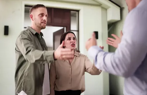 Соседей превратят в коллекторов: на жителей хотят повесить чужие долги