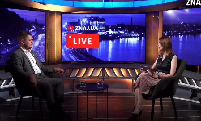 Роман Титикало