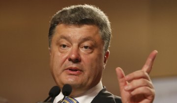 Порошенко пообещал пенсионерам повысить соцвыплаты 