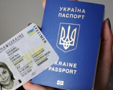 Запоріжці масово відмовляються від паспортів: що відбувається