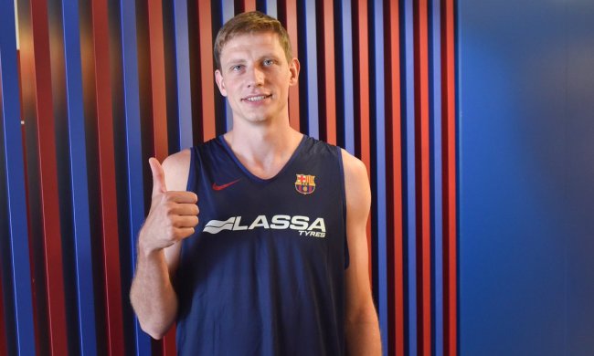 Українець яскраво дебютував за Барселону: відео