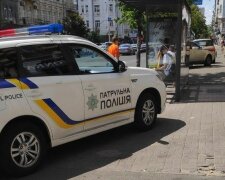 В Киеве схватили "мокрого" вандала, который помочился на памятник Героям Небесной Сотни: "Был пьян"