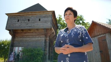 Іллінська церква в Суботові, зображена на 5-гривневій купюрі