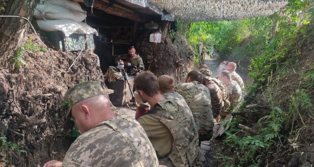 Українські військовослужбовці, фото: Facebook