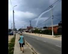 смерч у Азовского моря, скриншот с видео