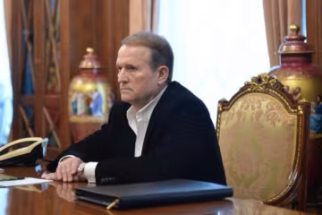 Политолог: Луценко использует политическое давление против представителей оппозиции
