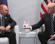 Зустріч Трампа і Путіна "увіковічнили" у яскравих фотожабах