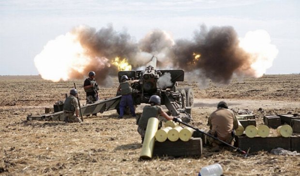 Мариупольские артиллеристы непрерывно готовятся к бою (фото)