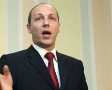 Парубий оттягивает судебное разбирательство с Томенко