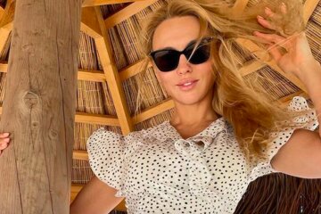 Оля Полякова, instagram.com/polyakovamusic/