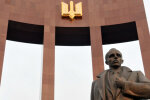 Юному львовянину впаяли приговор и передумали: "Напал на Бандеру"