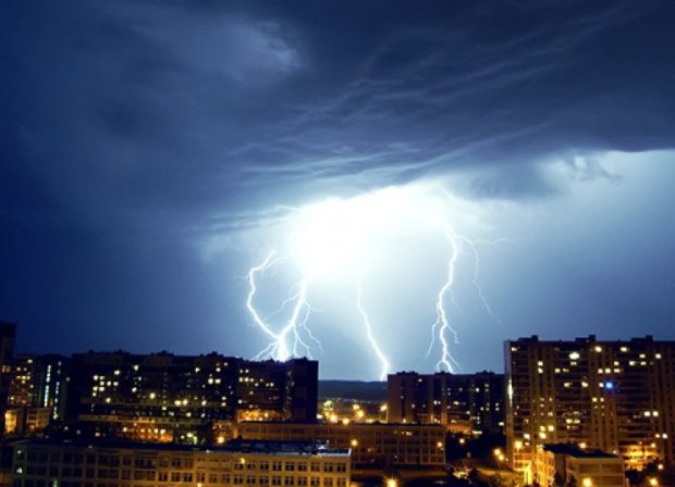 Погода у Харкові на 23 липня: стихія змусить українців здавати крос під крижаним душем