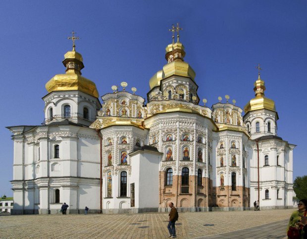 Киевский пиромант положил глаз на украинскую церковь, мотивы будет объяснять сокамерникам