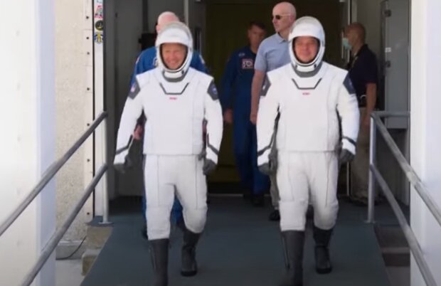 Космонавти, фото: скріншот з youtube