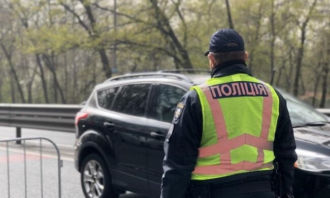 Поліцейські, фото з вільних джерел