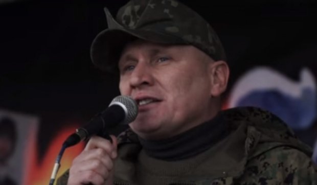 Командир ОУН призвал к "силовому разгону" власти