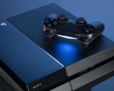 Sony PlayStation 4