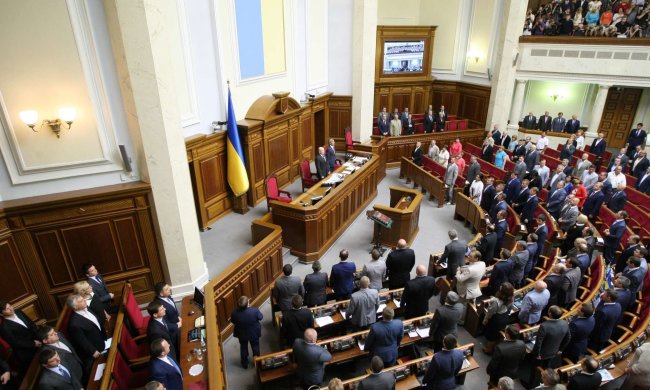 Вибори у Раду: українці позбулися десятка скандальних олігархів, першими пролетіли люди Ахметова